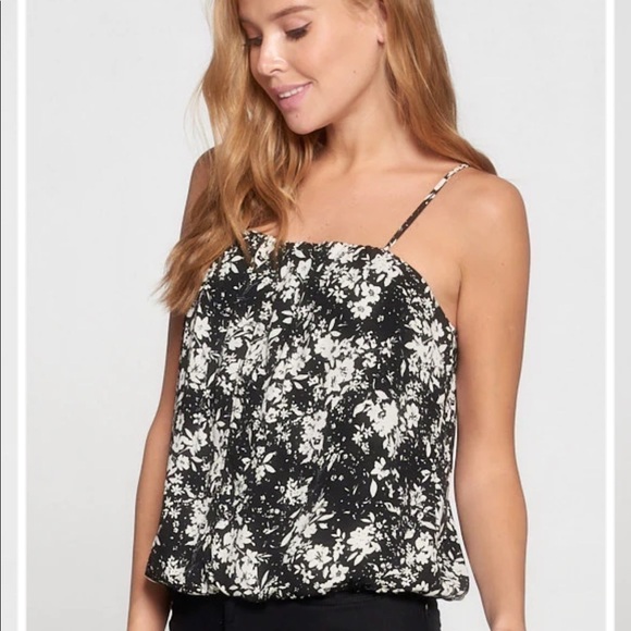 𝅺RENEE.C Women’s Square Neck Blouse With Adjustable Spaghetti Straps! (NWOT) - Picture 1 of 8